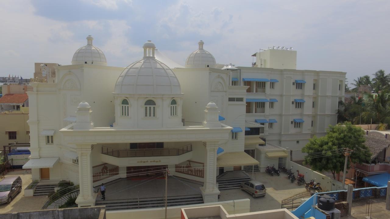 The Grand White Palace Hotel Mayiladuthurai Exterior photo